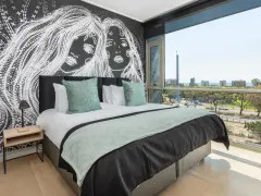 Condo La Vie in Green Point – photo 2 thumbnail