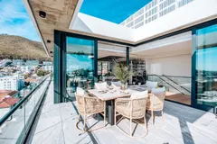 Plush Penthouse in Sea Point – photo 28 thumbnail