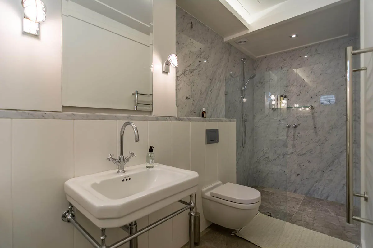 property_a63e9ae9-67d0-43d8-baeb-b76ef4f7e61c_14