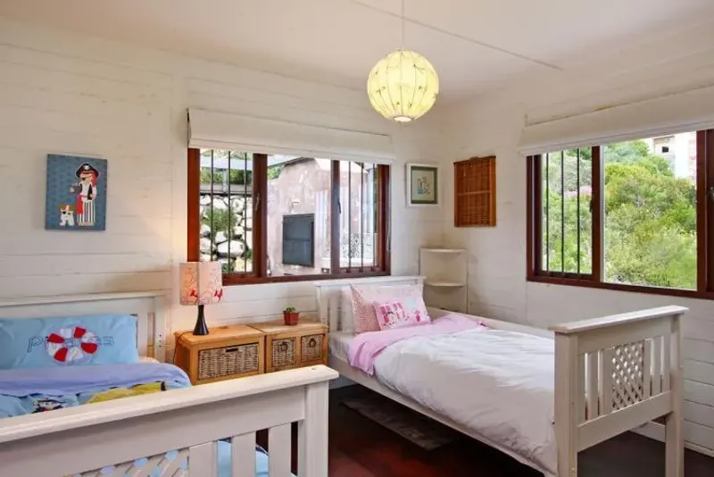 Southern Right Villa in Scarborough – photo 11
