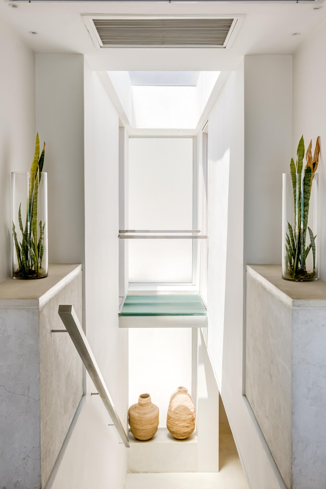 property_a66e55a0-9c3d-436e-b10d-2dcb374b0255_19