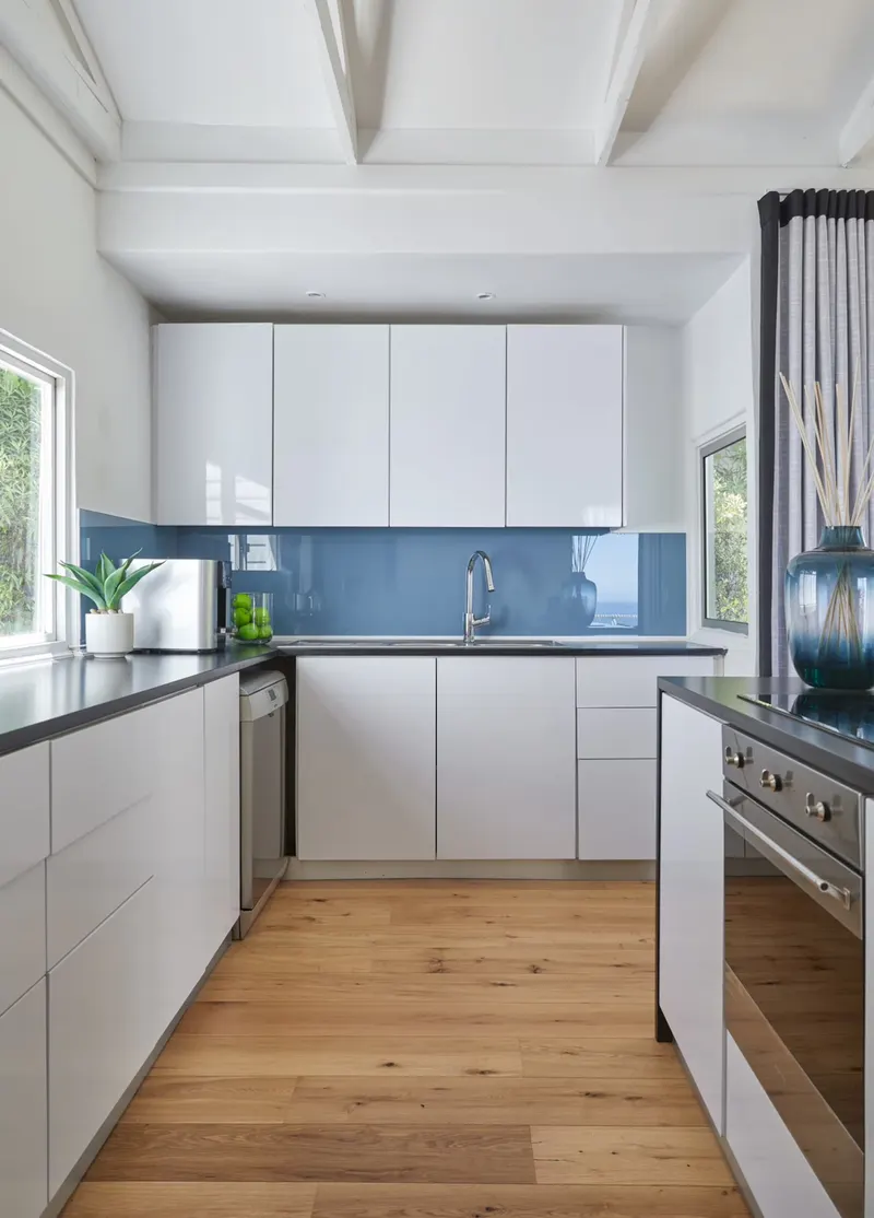 Bungalow Sands in Clifton – photo 3