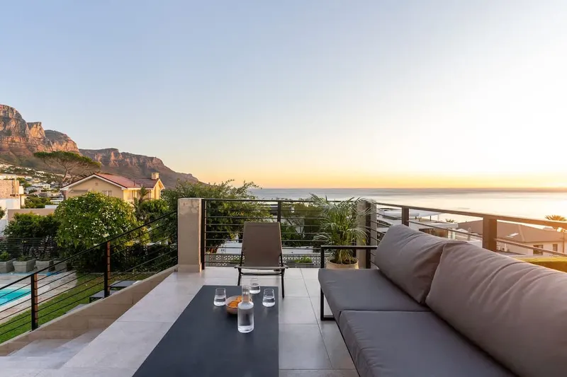 Villa Splendid in Camps Bay – photo 5