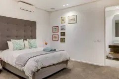 Skyline Penthouse in Camps Bay – photo 9 thumbnail