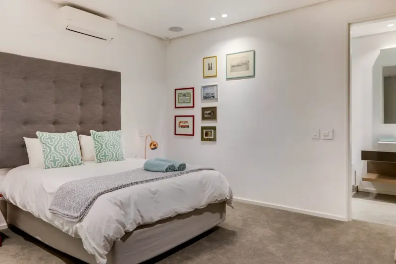 Skyline Penthouse in Camps Bay – photo 9