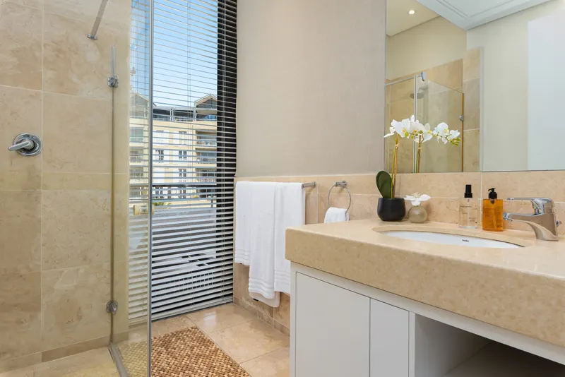 Parergon 403 Penthouse in V&A Waterfront – photo 3