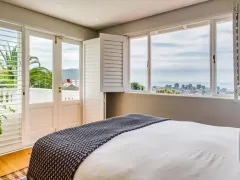 Oranjezicht Home in Oranjezicht – photo 10 thumbnail