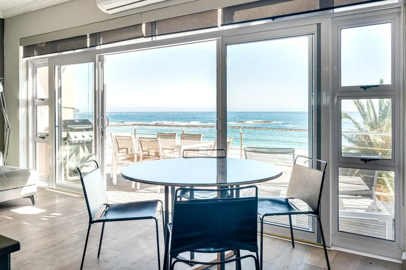 Seasonsfind - Sunset in camps bay – photo 10
