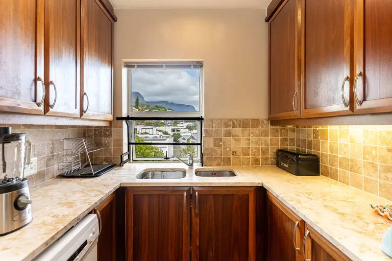 Beachside Penthouse in Camps Bay – photo 14