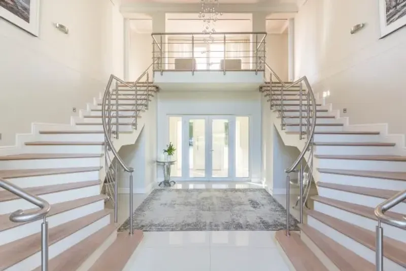 Hillwood Villa in Bishopscourt – photo 21