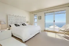 Ocean Views Villa Bantry Bay in Bantry Bay – photo 15 thumbnail