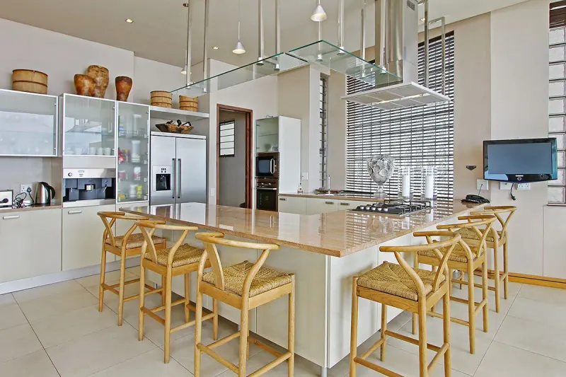 Open Villa in Bantry Bay – photo 6