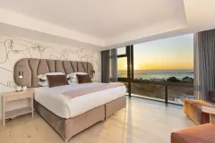 24 Geneva - 12 Bedroom Villa in Camps Bay – photo 54 thumbnail