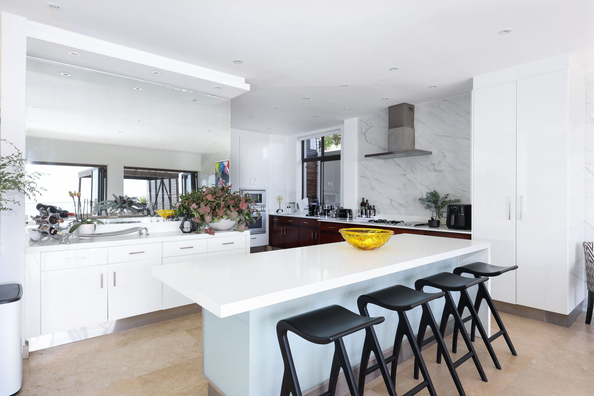 property_a9668880-390e-4751-b0c9-f687bf621292_7