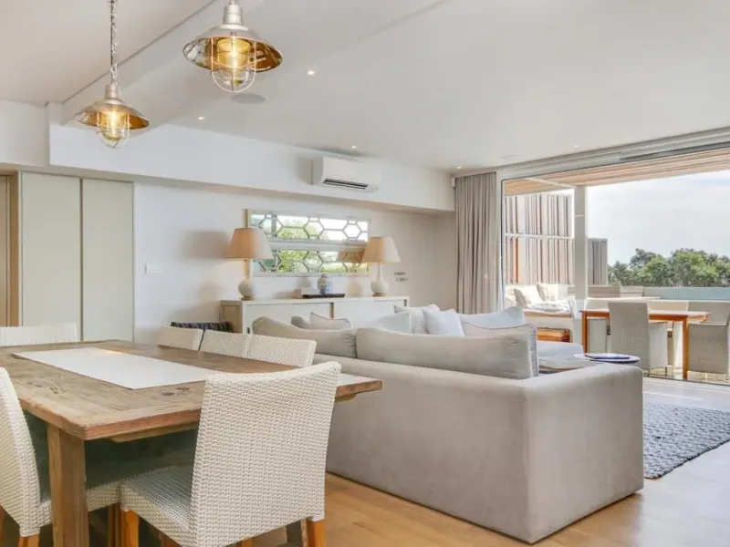 Beach View Luxury in Camps Bay – photo 16