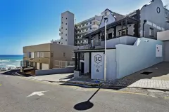 Bantry Luxe Grande in Bantry Bay – photo 27 thumbnail