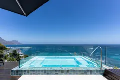 Villa Bahia in Bantry Bay – photo 3 thumbnail