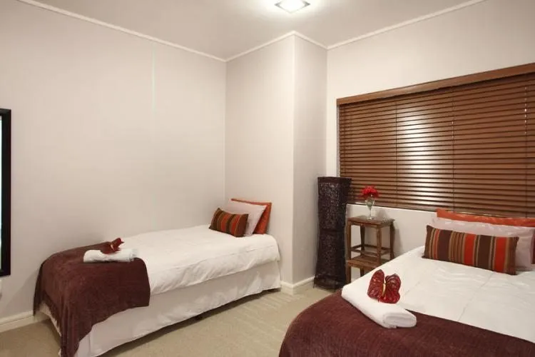 property_a9e44bd3-d141-4fd0-8aa0-bc9bc5e4d6f4_7