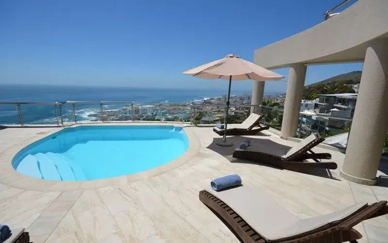 Bantry Bay Heights in Bantry Bay – photo 8