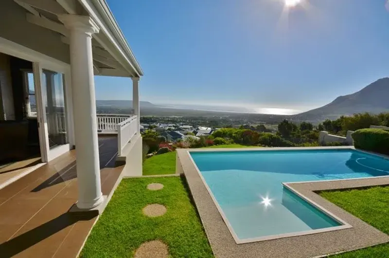 Sapphire Views in Belvedere – photo 16