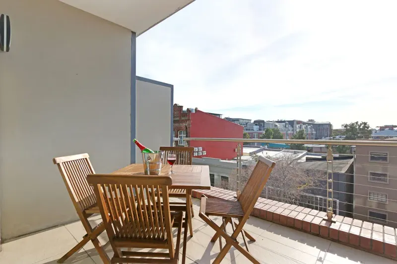 Rockwell 317 in De Waterkant – photo 1