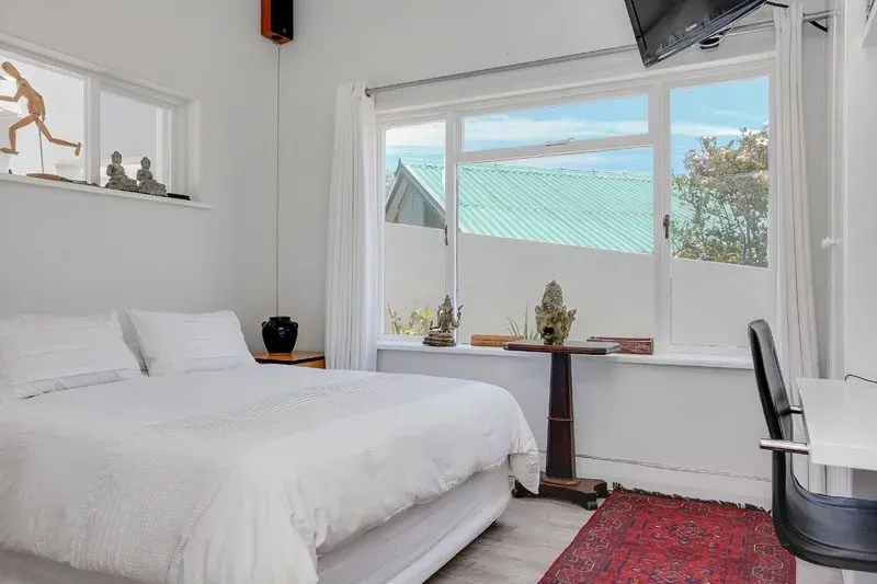 Fulham House in Camps Bay – photo 7