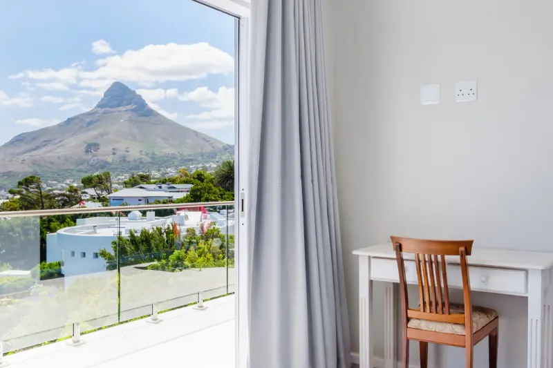 Quenera Apartment in Camps Bay – photo 18