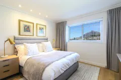 Belle Vista Penthouse in Mouille Point – photo 15 thumbnail