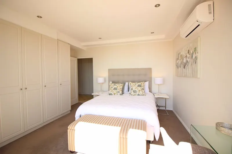 Medburn Apartment  in Camps Bay – photo 7