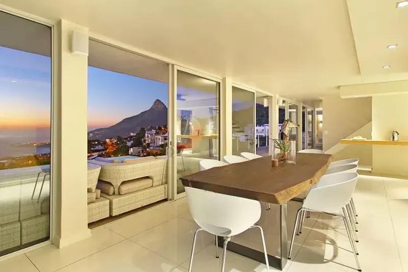 The Falcon in Camps Bay – photo 4