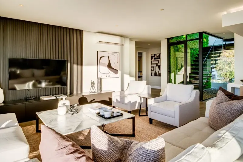 Sea Point Penthouse in Sea point – photo 52