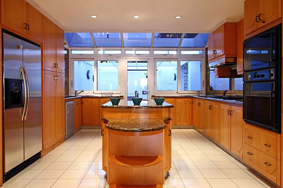 property_abdcf382-b4c1-41e1-b21e-224f708ee84d_7