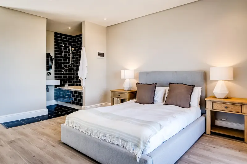 Serein in Camps Bay – photo 35