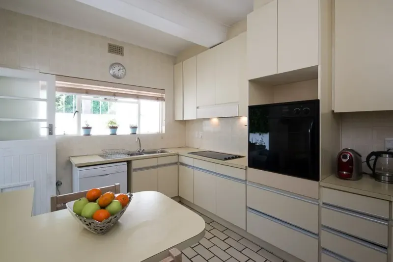 Atholl Charm Villa in Camps Bay – photo 18