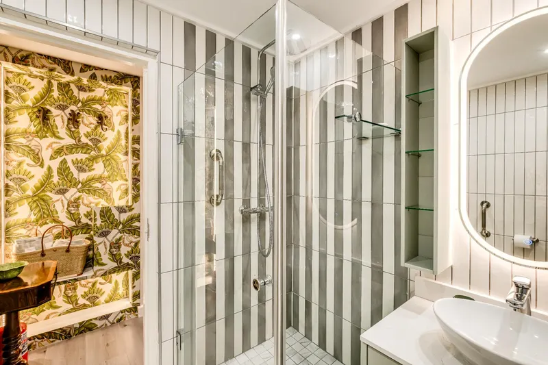 Skyshore Apartment in Mouille Point – photo 33