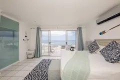 Indigo Bay - The Penguin in Camps Bay – photo 13 thumbnail