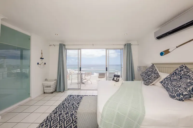 Indigo Bay - The Penguin in Camps Bay – photo 13