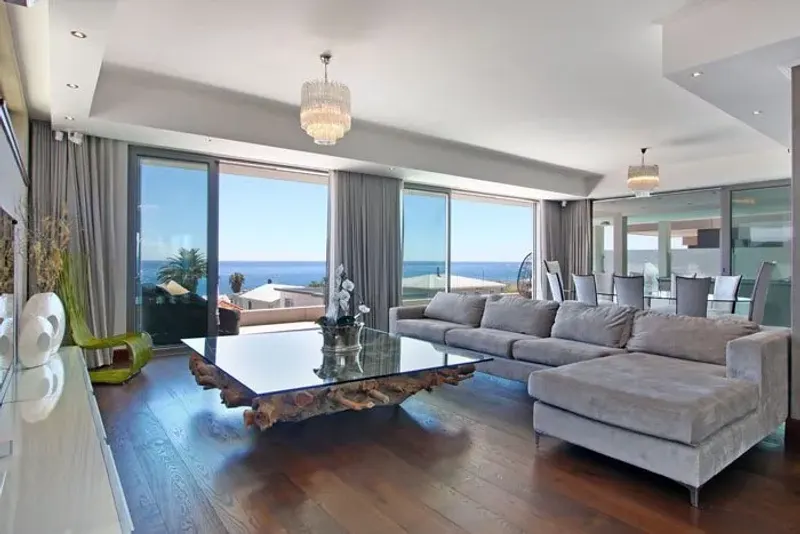 The Houghton in Camps Bay – photo 17