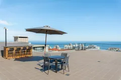 Queens Penthouse in Sea Point  – photo 5 thumbnail