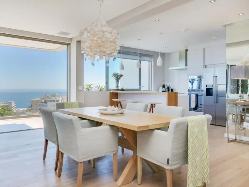 Orion Villa in Bantry Bay – photo 5