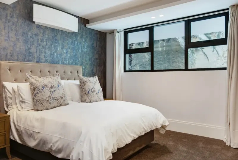 Aurum 202 in Bantry Bay – photo 1