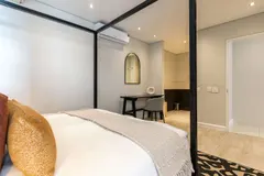 Emblematic View in Green Point – photo 7 thumbnail