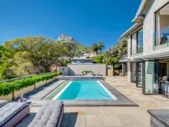 Bayon House in Camps Bay – photo 9 thumbnail