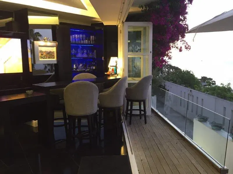 Bantry Villa in Bantry Bay – photo 3