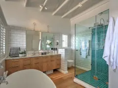 3 Degrees North Villa in Green Point – photo 19 thumbnail