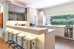 Southern Retreat in Bishopscourt – photo 4 thumbnail