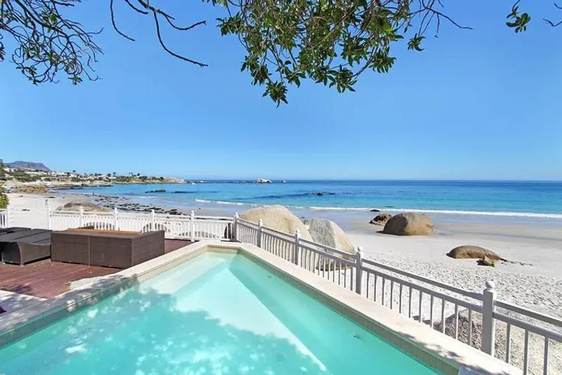 Ivory Sands Bungalow in Clifton – photo 10