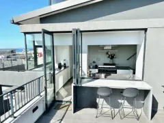 Skydeck Penthouse in Sea Point – photo 45 thumbnail