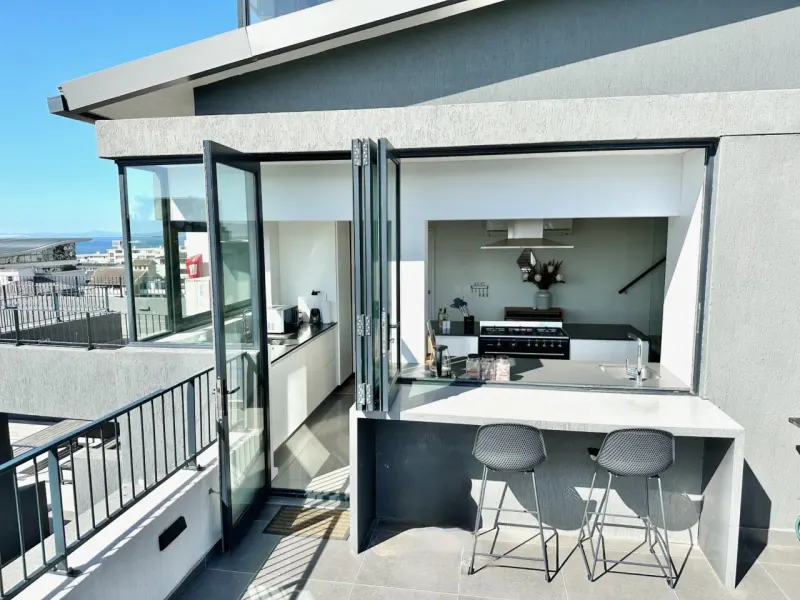 Skydeck Penthouse in Sea Point – photo 45