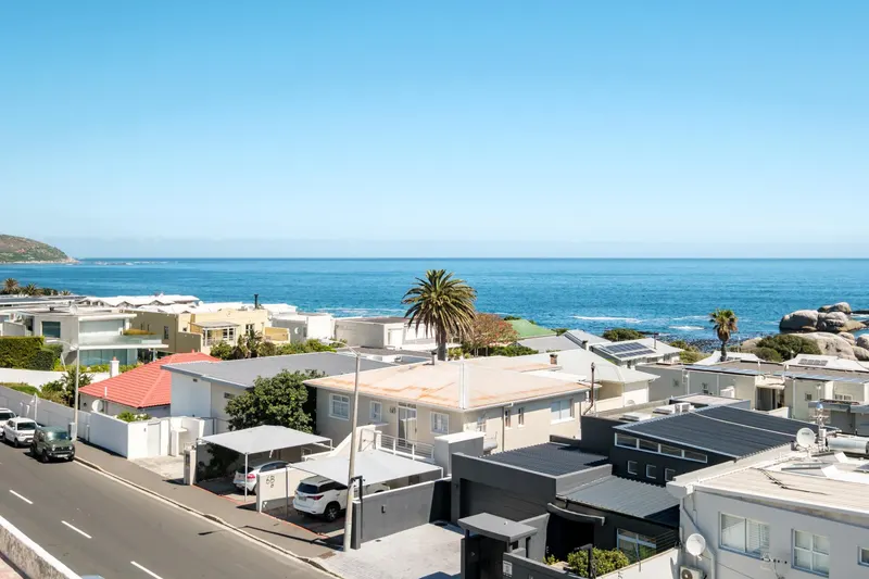 Sapphire Tide Pad in Camps Bay – photo 35
